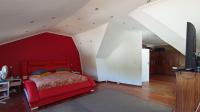 Main Bedroom - 90 square meters of property in Buccleuch