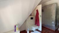 Main Bathroom - 20 square meters of property in Buccleuch