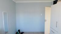 Bed Room 1 - 10 square meters of property in Newlands East