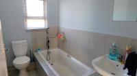 Bathroom 1 - 4 square meters of property in Newlands East