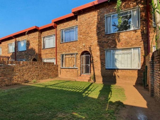 3 Bedroom Simplex for Sale For Sale in Middelburg - MP - MR630554