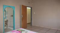 Main Bedroom - 20 square meters of property in Sunnyridge