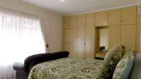 Main Bedroom - 19 square meters of property in Westbrook