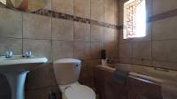 Bathroom 1 - 5 square meters of property in The Orchards