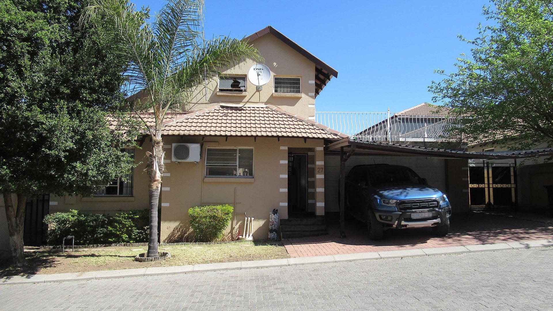 Front View of property in Halfway Gardens