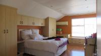 Main Bedroom - 26 square meters of property in Halfway Gardens