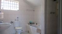 Main Bathroom - 7 square meters of property in Halfway Gardens