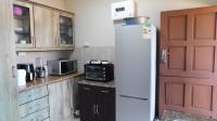 Kitchen - 10 square meters of property in Woodlands - DBN