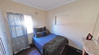 Bed Room 2 - 9 square meters of property in Woodlands - DBN