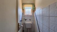 Bathroom 1 - 8 square meters of property in Vanderbijlpark