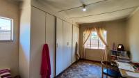 Bed Room 1 - 20 square meters of property in Vanderbijlpark