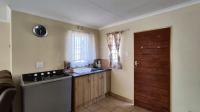 Kitchen - 11 square meters of property in Palm Ridge