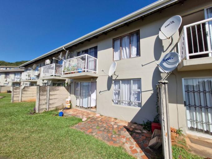 2 Bedroom Commercial for Sale For Sale in Montclair (Dbn) - MR631193