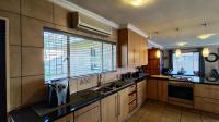 Kitchen - 28 square meters of property in Birchleigh North