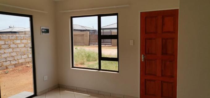 3 Bedroom House for Sale For Sale in Protea Glen - MR631389