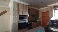 Kitchen - 8 square meters of property in Amandasig