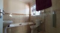 Main Bathroom - 5 square meters of property in Amandasig