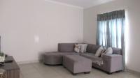 Lounges - 20 square meters of property in Roseacre