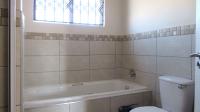 Bathroom 1 - 6 square meters of property in Roseacre