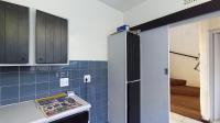 Kitchen - 9 square meters of property in Windsor East