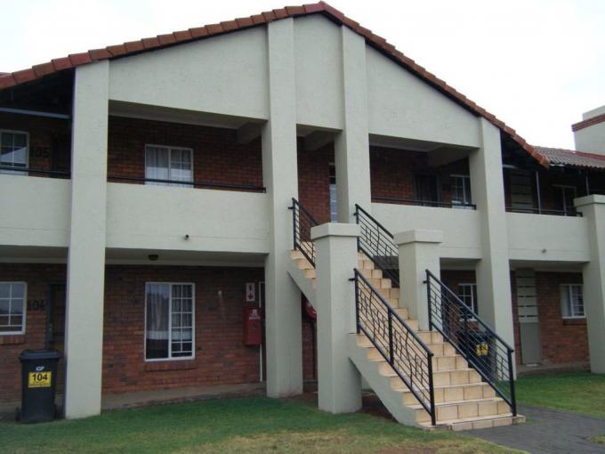 2 Bedroom Simplex to Rent in Mooikloof Ridge - Property to rent - MR631715