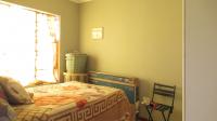 Bed Room 1 - 10 square meters of property in Elandspark