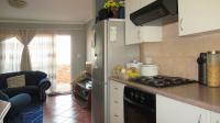 Kitchen - 9 square meters of property in Elandspark
