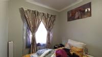 Bed Room 2 - 7 square meters of property in Andeon