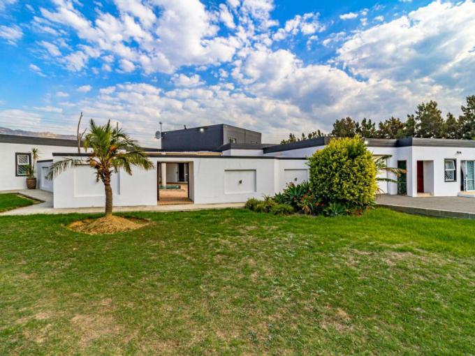 Smallholding for Sale For Sale in Gordons Bay - MR631952