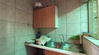 Scullery - 5 square meters of property in Sinoville