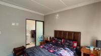 Main Bedroom - 16 square meters of property in Jansen Park