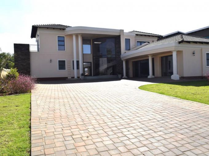 4 Bedroom House for Sale For Sale in Helderwyk Estate - MR632211