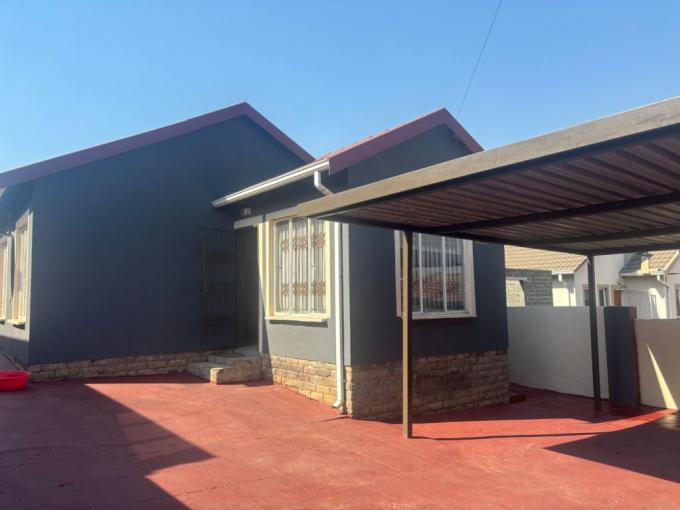 3 Bedroom House for Sale For Sale in Duvha Park - MR632215