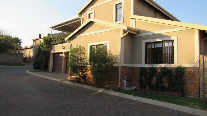 3 Bedroom Sectional Title for Sale For Sale in Halfway Gardens - Private Sale - MR632282