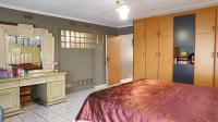 Main Bedroom - 30 square meters of property in Montclair (Dbn)