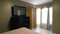 Bed Room 2 - 13 square meters of property in Montclair (Dbn)