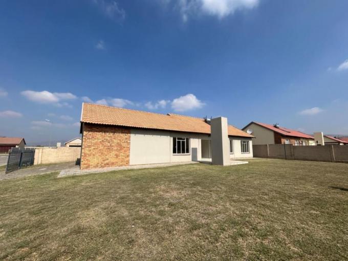 3 Bedroom House for Sale For Sale in Waterkloof (Rustenburg) - MR632346