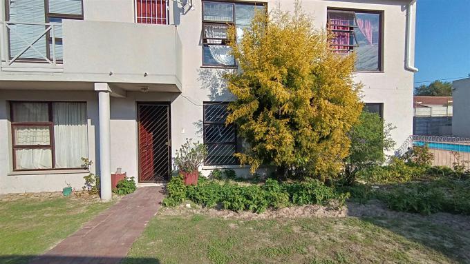 2 Bedroom Sectional Title for Sale For Sale in Brackenfell - Private Sale - MR632503