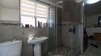 Bathroom 1 - 38 square meters of property in Paulshof