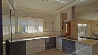 Kitchen - 33 square meters of property in Paulshof