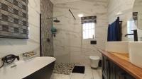 Bathroom 1 - 38 square meters of property in Paulshof