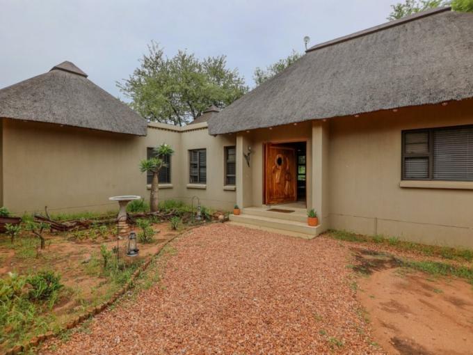 3 Bedroom House for Sale For Sale in Hoedspruit - MR632675