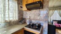 Kitchen - 6 square meters of property in Daveyton