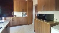 Kitchen - 32 square meters of property in Sagewood