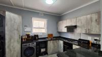 Kitchen - 10 square meters of property in Norton's Home Estates