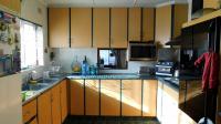 Kitchen - 23 square meters of property in Silverglen