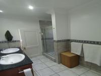 Main Bathroom of property in Sandown