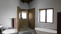 Main Bathroom - 15 square meters of property in Phezulu