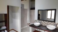 Main Bathroom - 15 square meters of property in Phezulu