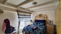 Bed Room 1 - 16 square meters of property in Vaalpark